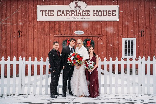 winter wedding party niagara